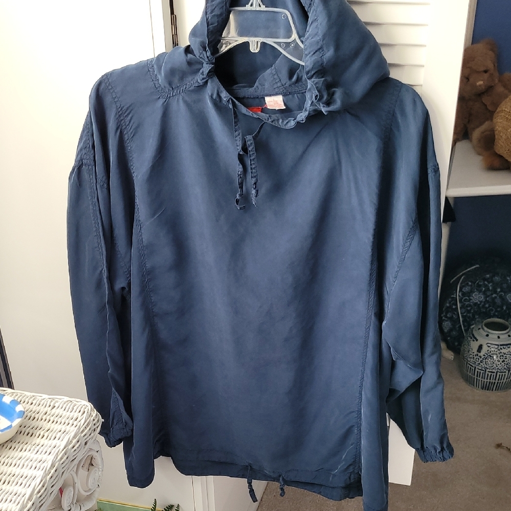 Liz & Co. Vintage Sandwashed Silk Blue Hoodie Top Sz. Large